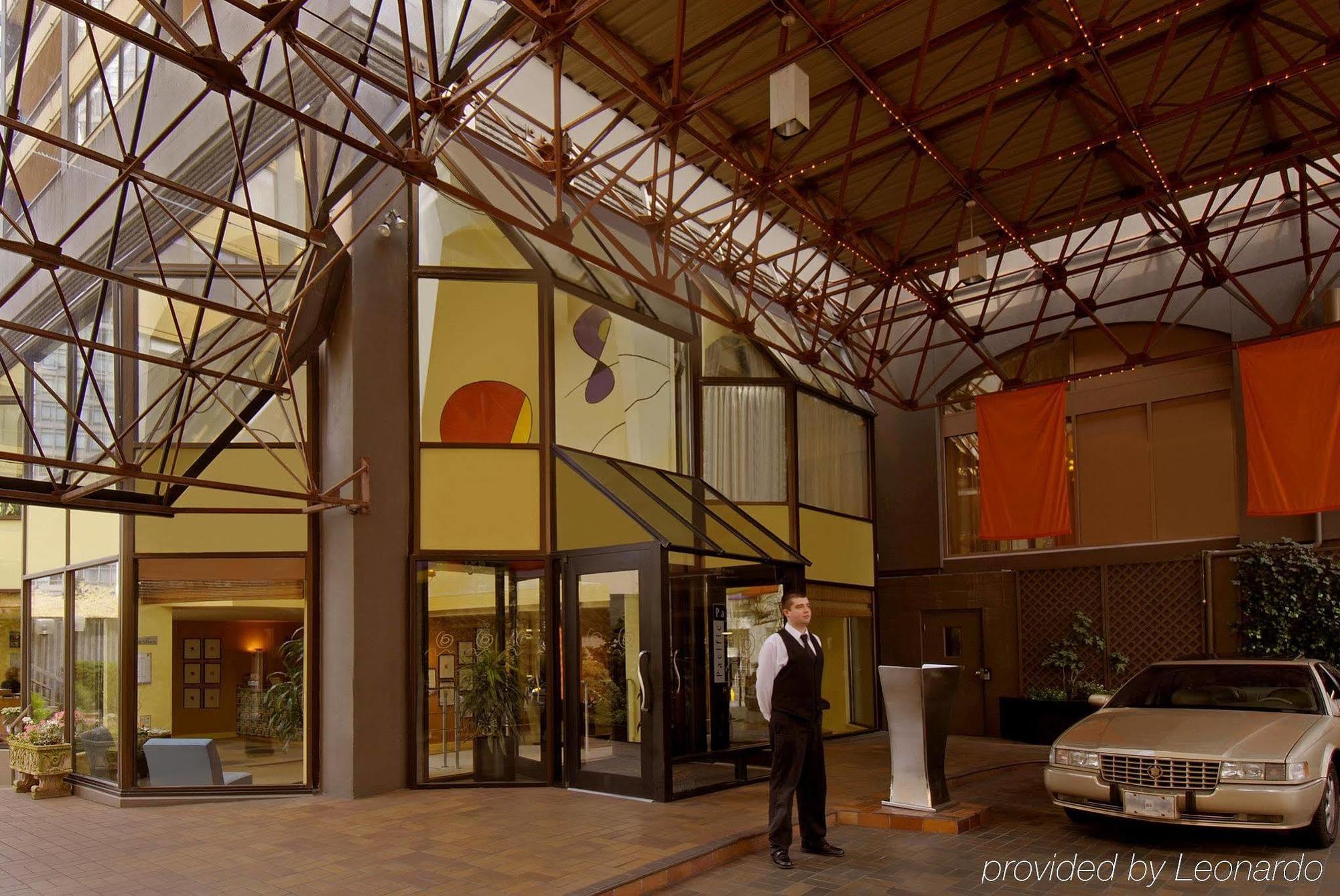 Pacific Palisades Hotel Vancouver Exterior foto